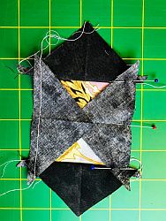 How to Make a Square in a Square Block with-triangle-corners